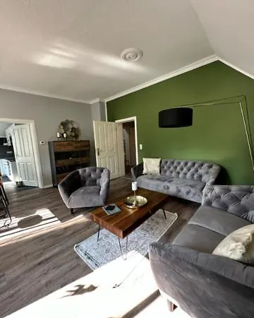 Blumenthal Apartment *